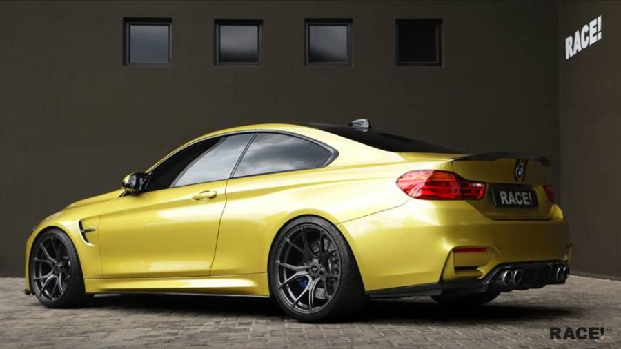  BMW M4 Coupe by Vorsteiner and RACE! 2016 года  (фото 3 из 6)
